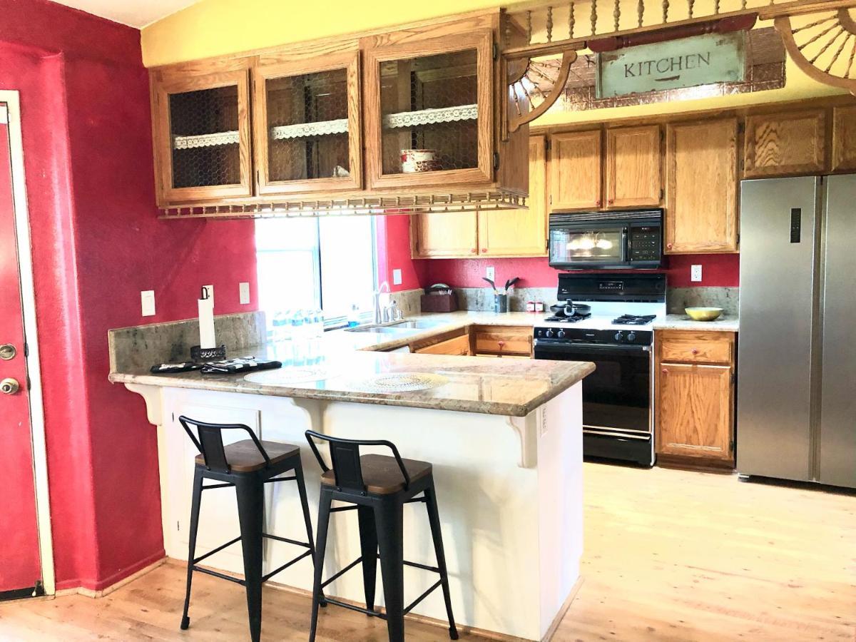 Vineyard Vista Suite With Tv And Private Bathroom Hemet Exterior foto